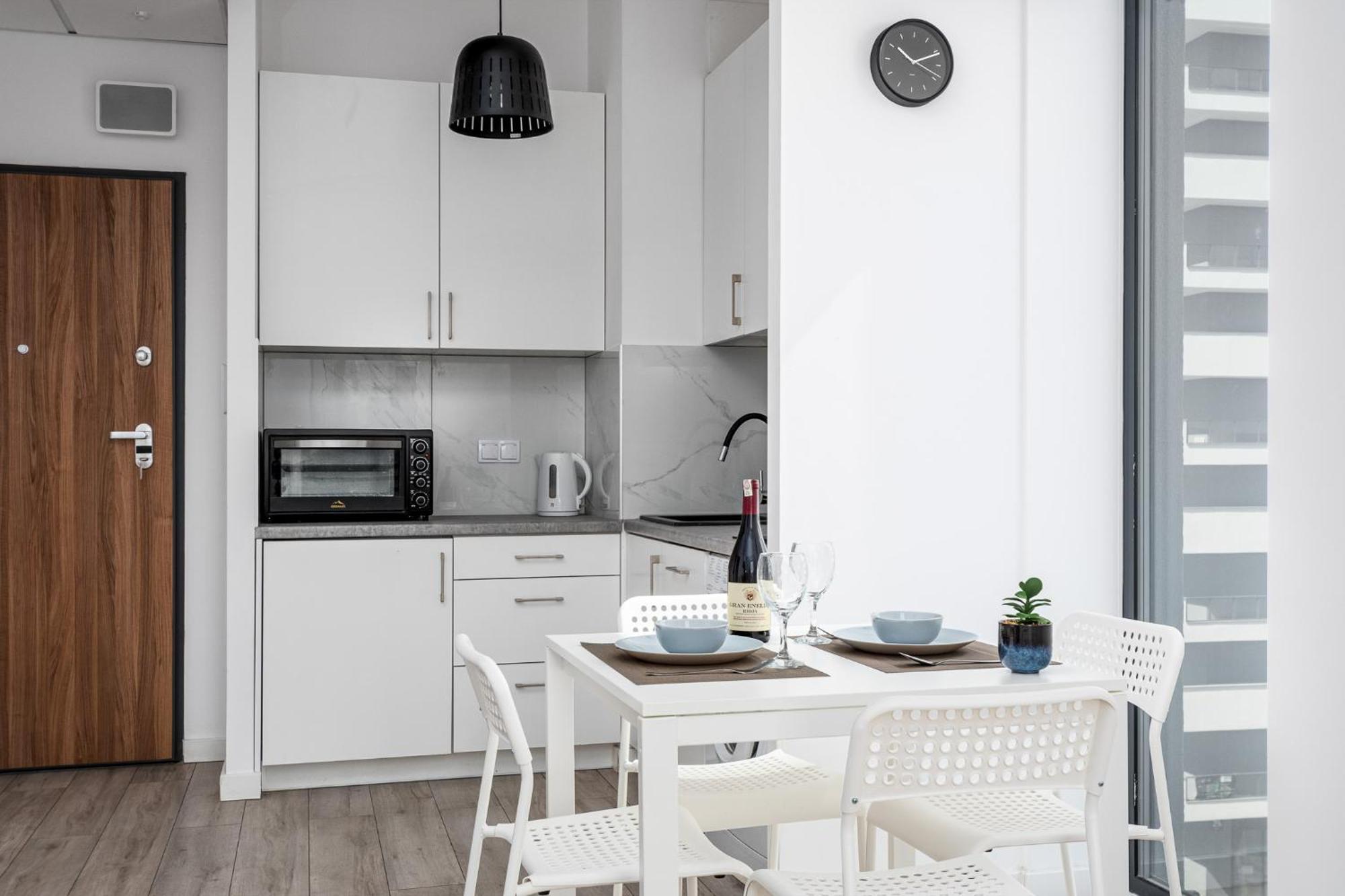 Apart D&K Free Parking Aleja Prymasa Tysiaclecia 83A Apartment Warsaw Exterior photo
